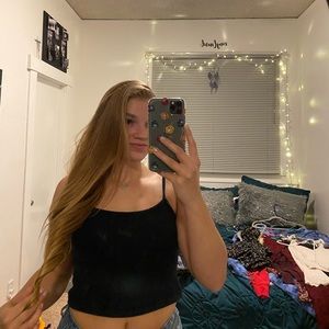 Plain Black Cropped Top